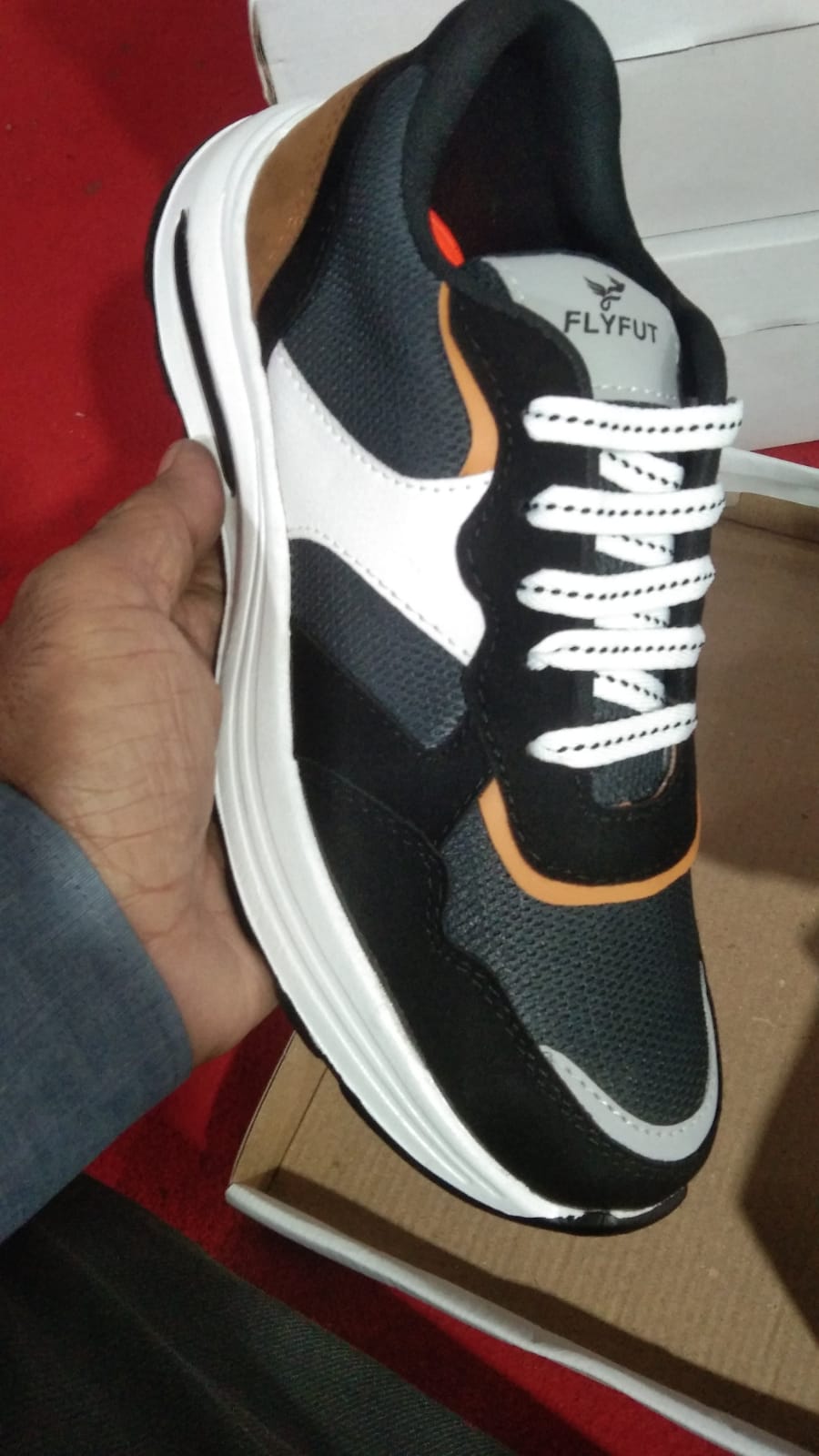 Men's Athletic Sneakers Flyfut